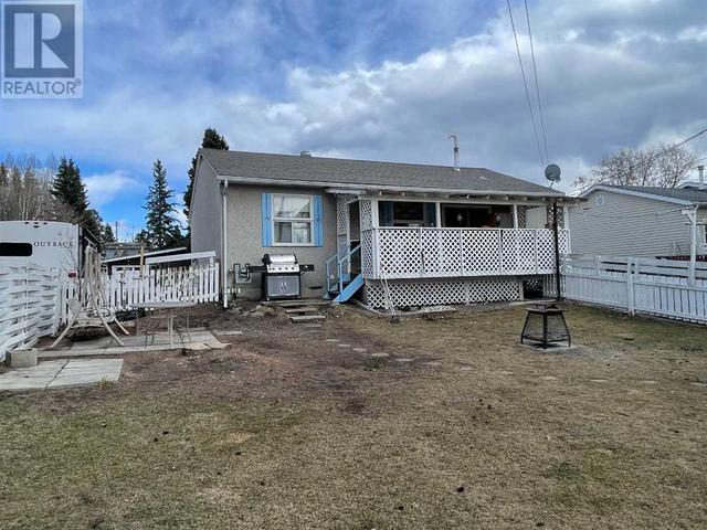 113 Chetamon Street, House detached with 2 bedrooms, 1 bathrooms and 4 parking in Hinton AB | Image 14