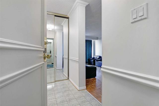 1311 - 205 Hilda Ave, Condo with 3 bedrooms, 2 bathrooms and 1 parking in Toronto ON | Image 23