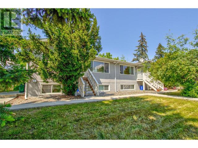 351 5 Street Se, Home with 0 bedrooms, 0 bathrooms and 4 parking in Salmon Arm BC | Image 10