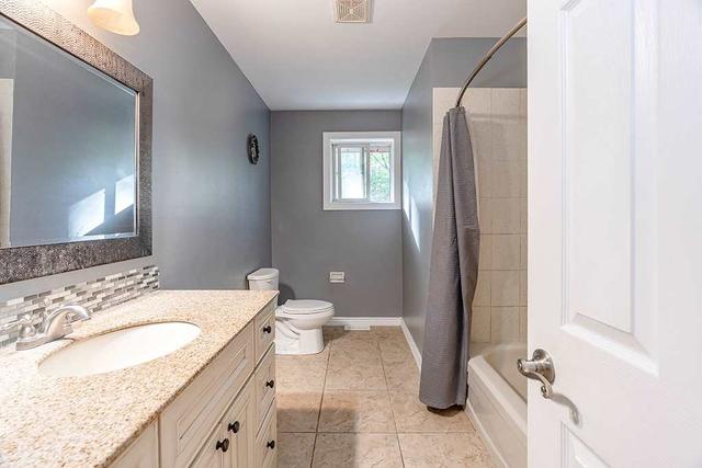 109 Knox Rd W, House detached with 3 bedrooms, 2 bathrooms and 7 parking in Wasaga Beach ON | Image 5