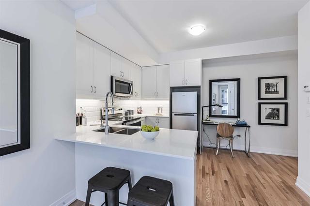 24 - 715 Lawrence Ave W, Townhouse with 2 bedrooms, 2 bathrooms and 1 parking in Toronto ON | Image 4