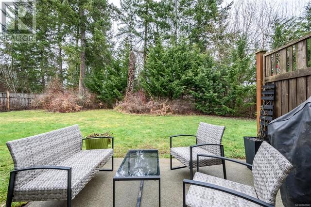 2 - 2882 Piercy Ave, House attached with 3 bedrooms, 2 bathrooms and 1 parking in Courtenay BC | Image 36