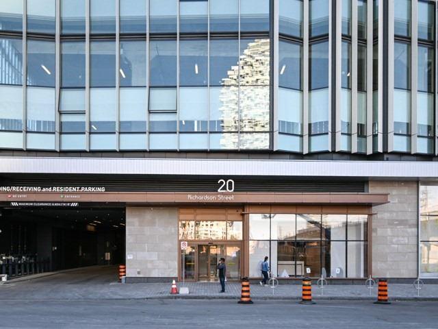 302 - 20 Richardson St, Condo with 1 bedrooms, 1 bathrooms and 0 parking in Toronto ON | Image 4