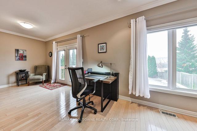 104 Garth Trails Cres, House detached with 3 bedrooms, 4 bathrooms and 6 parking in Hamilton ON | Image 10
