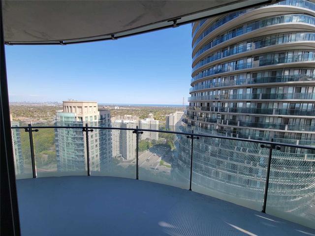 3304 - 50 Absolute Ave, Condo with 2 bedrooms, 2 bathrooms and 1 parking in Mississauga ON | Image 5