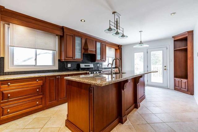 1447 Cooper Crt, House detached with 4 bedrooms, 4 bathrooms and 4 parking in Oakville ON | Image 32