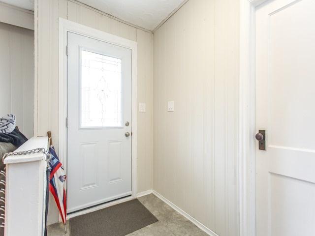 301 Maple St E, House other with 3 bedrooms, 1 bathrooms and 2 parking in Whitby ON | Image 4