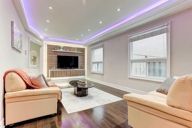 67 Ray St, House detached with 4 bedrooms, 4 bathrooms and 6 parking in Markham ON | Image 34