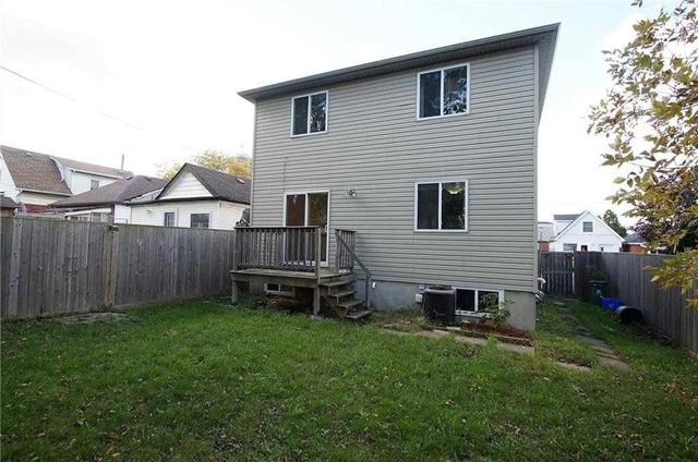24 Division St, House detached with 3 bedrooms, 2 bathrooms and 1 parking in Hamilton ON | Image 18