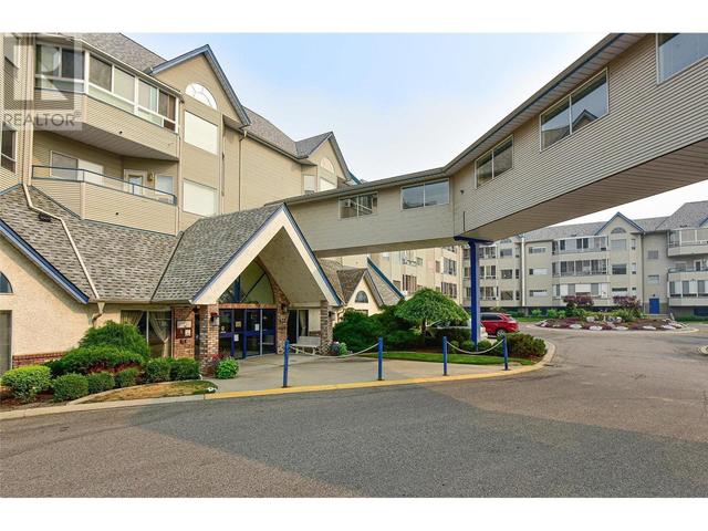 221 - 877 Klo Road, Condo with 2 bedrooms, 2 bathrooms and 1 parking in Kelowna BC | Image 1