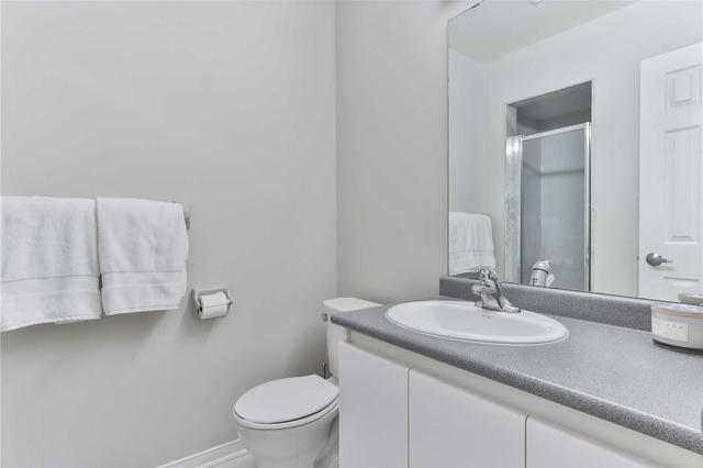 121 - 18 Clark Ave W, Townhouse with 2 bedrooms, 3 bathrooms and 2 parking in Vaughan ON | Image 9