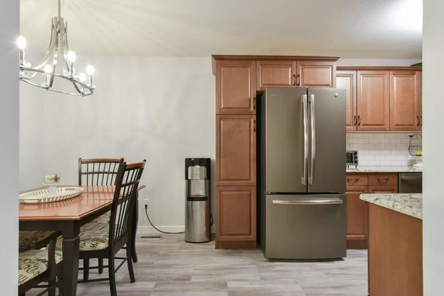 1 - 1165 16 Street Ne, Condo with 2 bedrooms, 2 bathrooms and 1 parking in Medicine Hat AB | Image 5