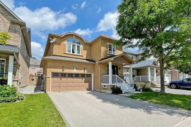 107 Sawmill Valley Dr, House detached with 4 bedrooms, 3 bathrooms and 4 parking in Newmarket ON | Image 1