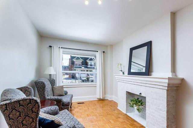toronto - 1212 College St, House semidetached with 3 bedrooms, 2 bathrooms and 1 parking in Toronto ON | Image 5