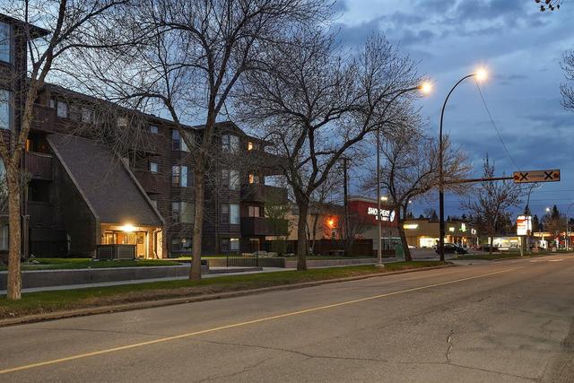 405 - 8403 Fairmount Drive Se, Condo with 2 bedrooms, 1 bathrooms and 1 parking in Calgary AB | Image 39