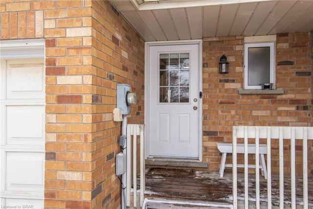 421 Downsview Place, House semidetached with 3 bedrooms, 2 bathrooms and 3 parking in Waterloo ON | Image 23