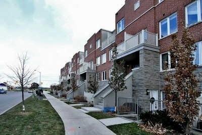 109 - 5 Richgrove Dr, Townhouse with 2 bedrooms, 2 bathrooms and 2 parking in Toronto ON | Image 1