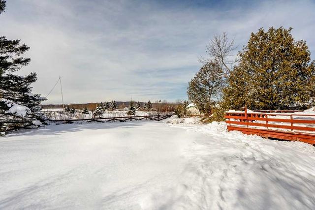 4 Tessier Dr, House detached with 4 bedrooms, 1 bathrooms and 2 parking in Penetanguishene ON | Image 5