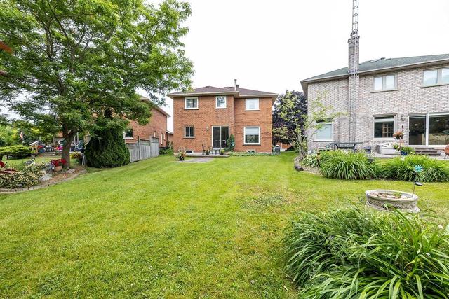 867 Bradley Dr, House detached with 3 bedrooms, 4 bathrooms and 5 parking in Whitby ON | Image 29