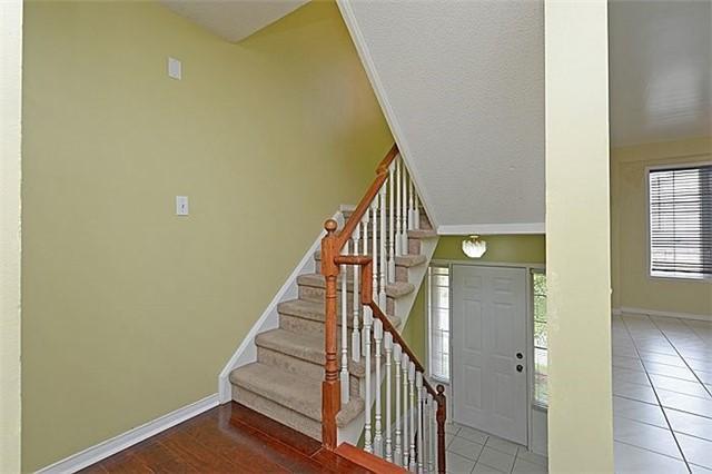 06 - 57 Brickyard Way, Townhouse with 3 bedrooms, 2 bathrooms and 1 parking in Brampton ON | Image 2