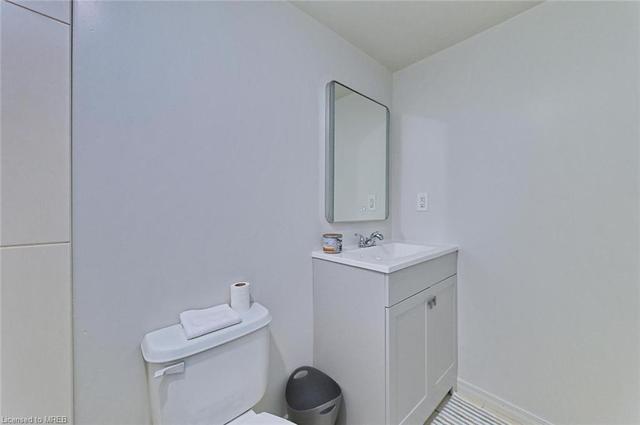 2201 - 9 George Street, House attached with 2 bedrooms, 1 bathrooms and 1 parking in Brampton ON | Image 35