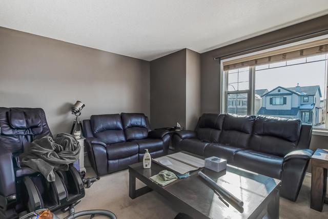 258 Everridge Drive Sw, House detached with 3 bedrooms, 2 bathrooms and 2 parking in Calgary AB | Image 15