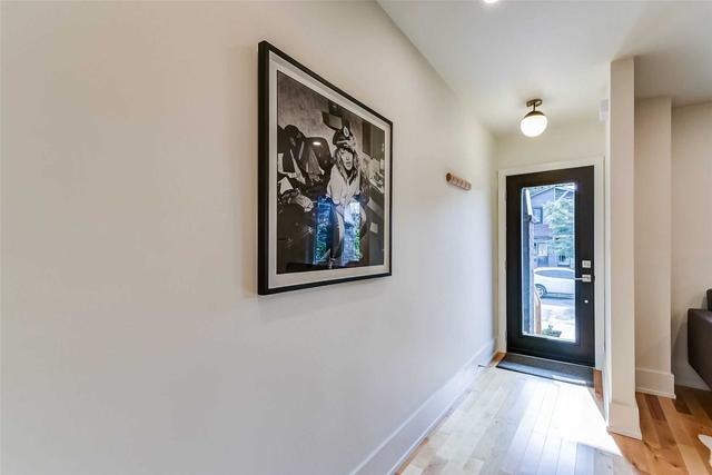 105 Kent Rd, House semidetached with 2 bedrooms, 2 bathrooms and 2 parking in Toronto ON | Image 35