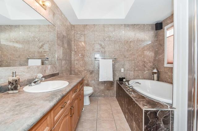 149 Milson Cres, House detached with 5 bedrooms, 3 bathrooms and 4 parking in Guelph ON | Image 12