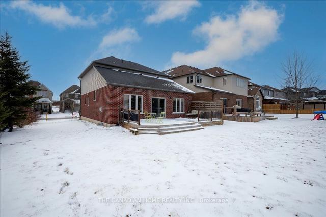 524 St Moritz Ave, House detached with 3 bedrooms, 3 bathrooms and 2 parking in Waterloo ON | Image 28