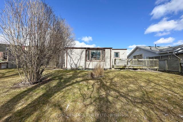 8a Eastbank Dr, House detached with 2 bedrooms, 2 bathrooms and 2 parking in Clarington ON | Image 15
