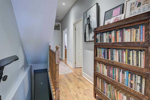 213 Major St, House detached with 7 bedrooms, 3 bathrooms and 2 parking in Toronto ON | Image 13