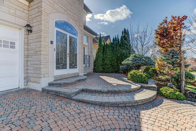 105 Spring Blossom Cres, House detached with 4 bedrooms, 5 bathrooms and 9 parking in Markham ON | Image 12