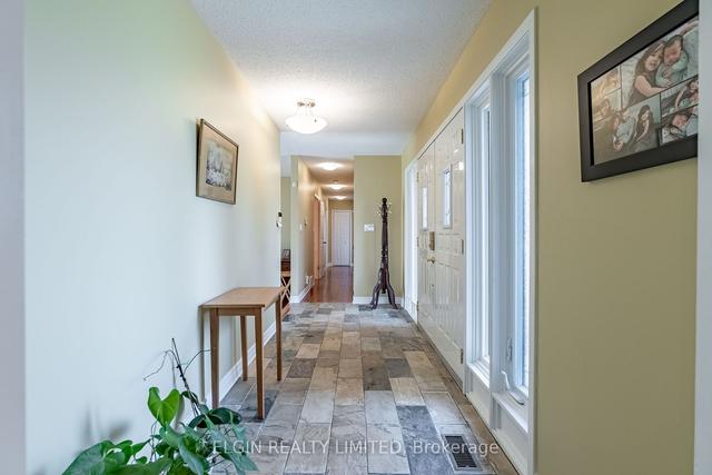 36067 Third Line, Home with 3 bedrooms, 3 bathrooms and 12 parking in Southwold ON | Image 9