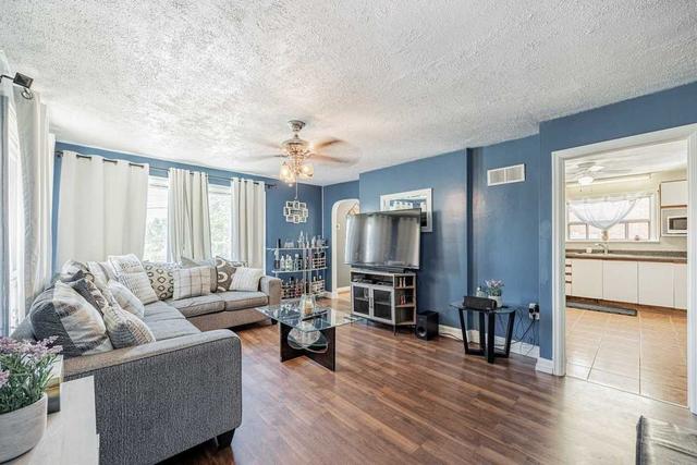 3149 Weston Rd, House detached with 3 bedrooms, 2 bathrooms and 5 parking in Toronto ON | Image 23