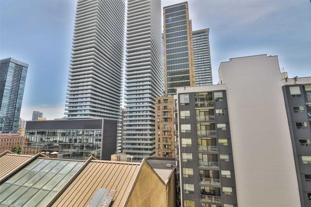 1208 - 55 Bloor St E, Condo with 2 bedrooms, 2 bathrooms and 0 parking in Toronto ON | Image 13