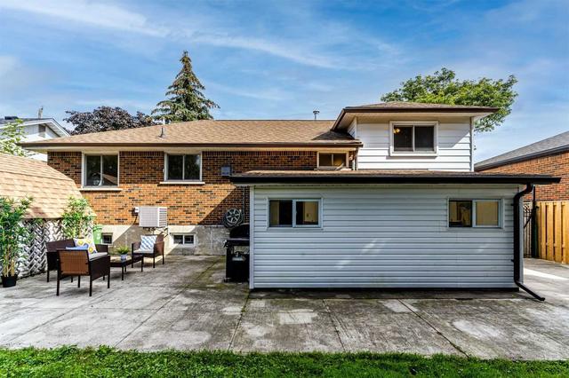 21 Virginia Crt, House detached with 3 bedrooms, 2 bathrooms and 5 parking in Hamilton ON | Image 29