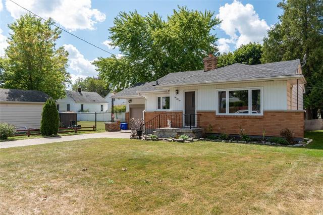 251 East St S, House detached with 2 bedrooms, 1 bathrooms and 3 parking in Sarnia ON | Image 23