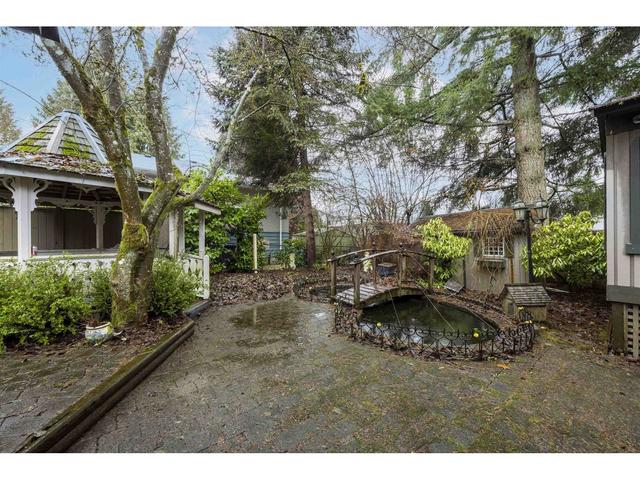 908 Glenacre Court, House detached with 6 bedrooms, 3 bathrooms and 5 parking in Port Moody BC | Image 16