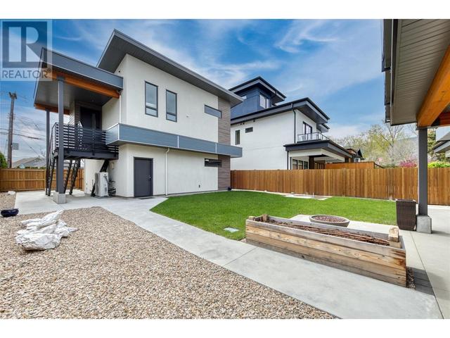 700 Churchill Avenue, House detached with 4 bedrooms, 2 bathrooms and 6 parking in Penticton BC | Image 28