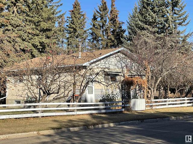 902 1 St, House detached with 2 bedrooms, 2 bathrooms and null parking in Thorhild County AB | Image 20