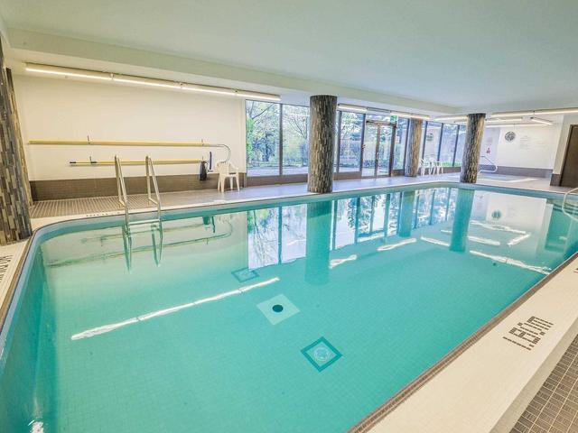 1003 - 350 Webb Dr, Condo with 2 bedrooms, 2 bathrooms and 2 parking in Mississauga ON | Image 3