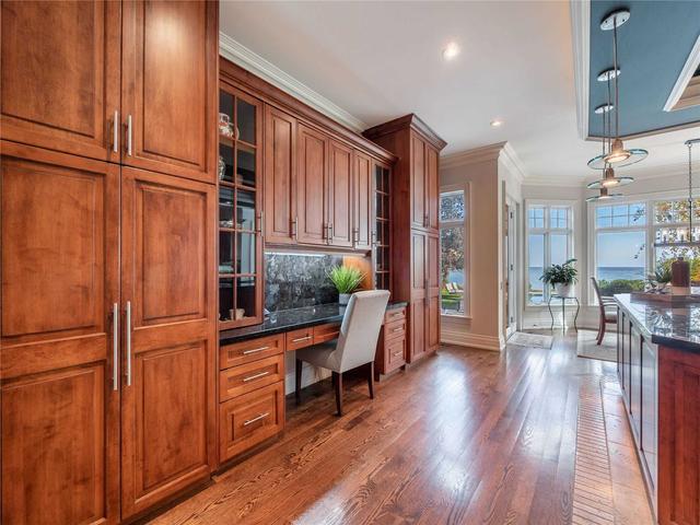 1606 Watersedge Rd, House detached with 4 bedrooms, 7 bathrooms and 8 parking in Mississauga ON | Image 2