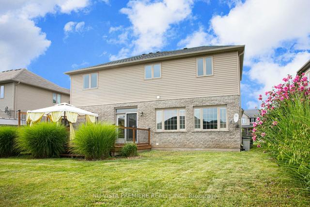 363 Skyline Ave, House detached with 4 bedrooms, 4 bathrooms and 4 parking in London ON | Image 30