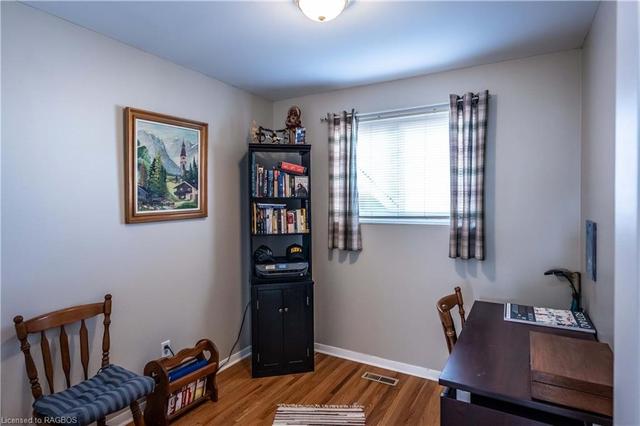 157 6th Avenue E, House detached with 3 bedrooms, 2 bathrooms and 3 parking in Owen Sound ON | Image 19