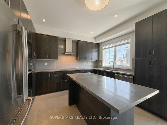 87 Village Pkwy, Townhouse with 3 bedrooms, 5 bathrooms and 4 parking in Markham ON | Image 15