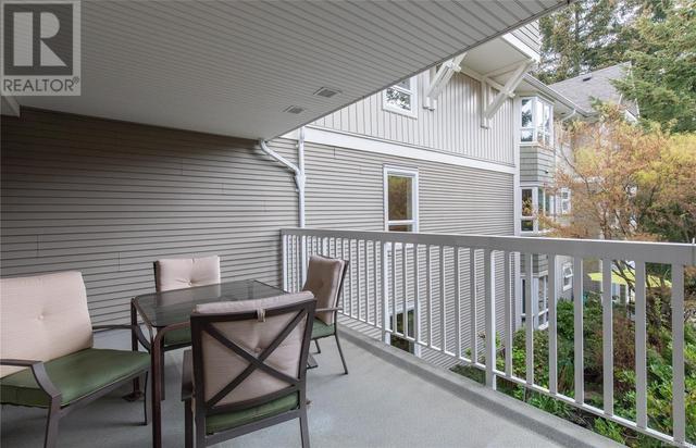 207 - 5660 Edgewater Lane, Condo with 2 bedrooms, 2 bathrooms and 1 parking in Nanaimo BC | Image 4