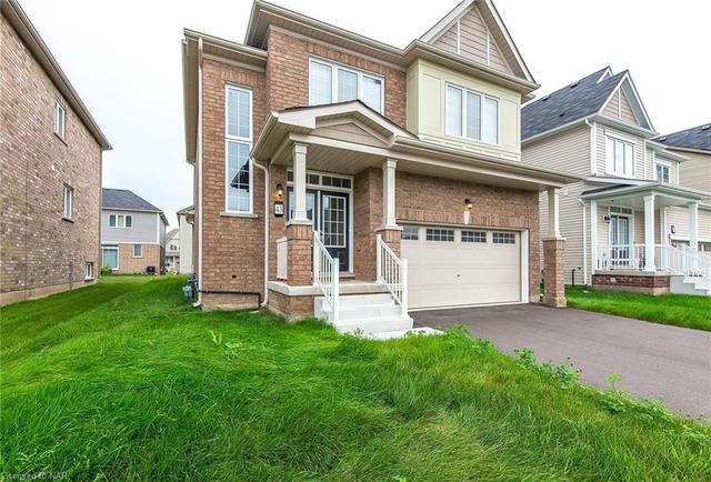 43 Alexandra Drive, House detached with 4 bedrooms, 2 bathrooms and 6 parking in Thorold ON | Image 2