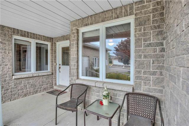 672 Millwood Drive, House attached with 2 bedrooms, 2 bathrooms and 3 parking in Kingston ON | Image 45