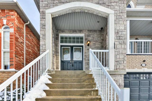 3696 Bala Dr, House detached with 3 bedrooms, 4 bathrooms and 4 parking in Mississauga ON | Image 2