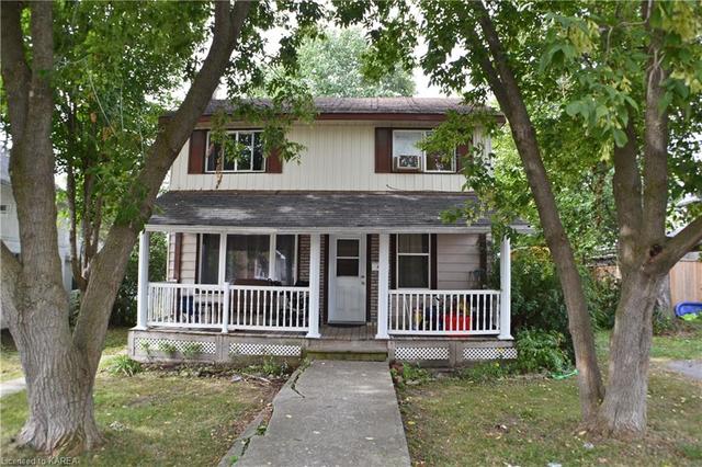 172 West Street, House detached with 3 bedrooms, 2 bathrooms and 3 parking in Greater Napanee ON | Image 2